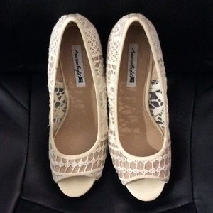 Beautiful Laced Wedged Sandals